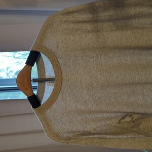 Gap Men's lightweight gray long sleeve shirt